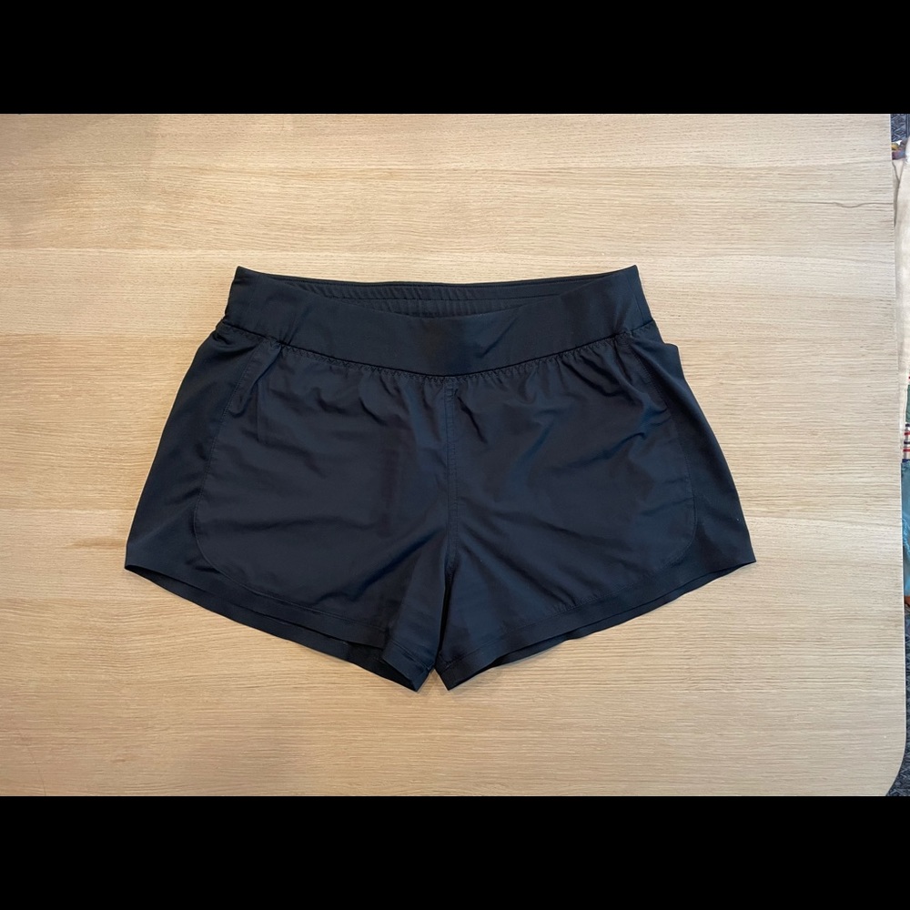 Athleta medium board shorts black